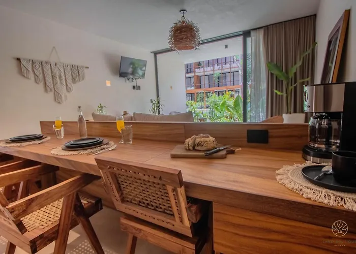 Muunek By Land Boutique Apartahotel